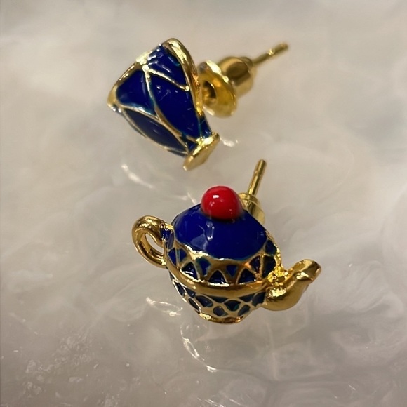 Mix Matched Blue Tea Time Cup Studs - Picture 6 of 12